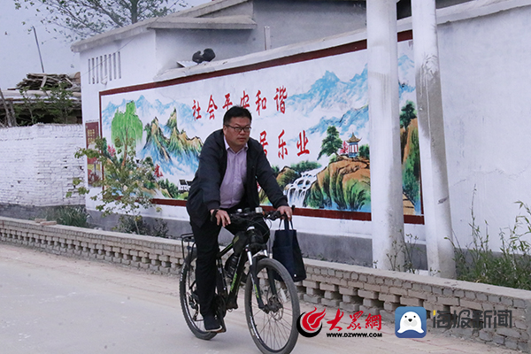 茌平区博平镇“第一书记”范克文：固本增收，闲置坑塘变废为宝