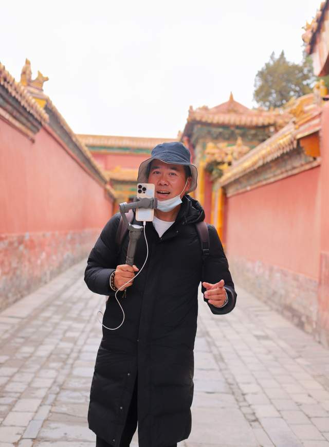 抖音上的旅游博主靠什么赚钱_抖音旅游优质博主经验_抖音知名旅游博主排行榜