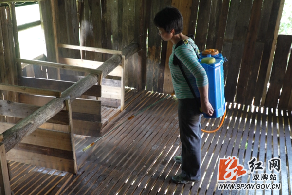 视频山羊养殖技术教学_视频山羊养殖技术教程_山羊的养殖技术视频