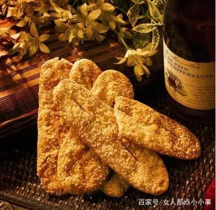 致富经鹊山鸡养殖视频_鹊山鸡生态养殖_致富经鹊山鸡