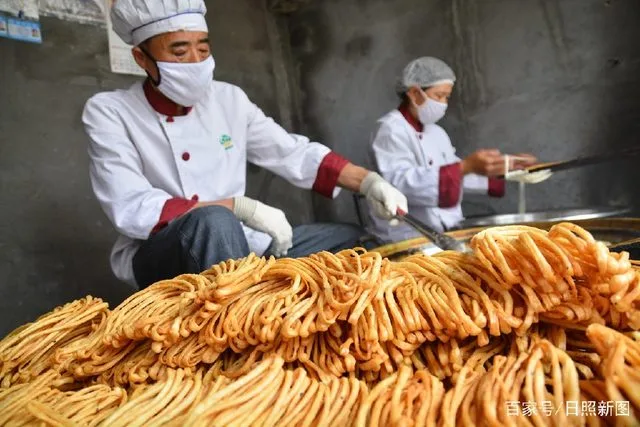 致富经养蜂是多少期_致富期养蜂是什么意思_养蜂致富靠真经