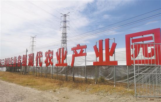 致富经脆鱼鲩养殖视频_养殖视频致富经_养鱼视频致富经