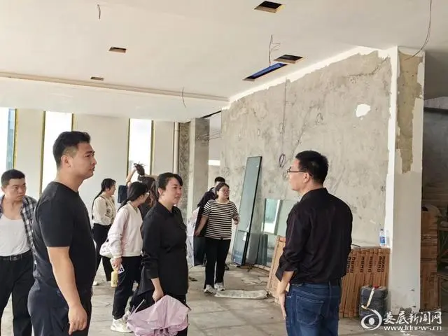 致富养鸡桑叶图片大全_致富经桑叶养鸡_桑叶养土鸡
