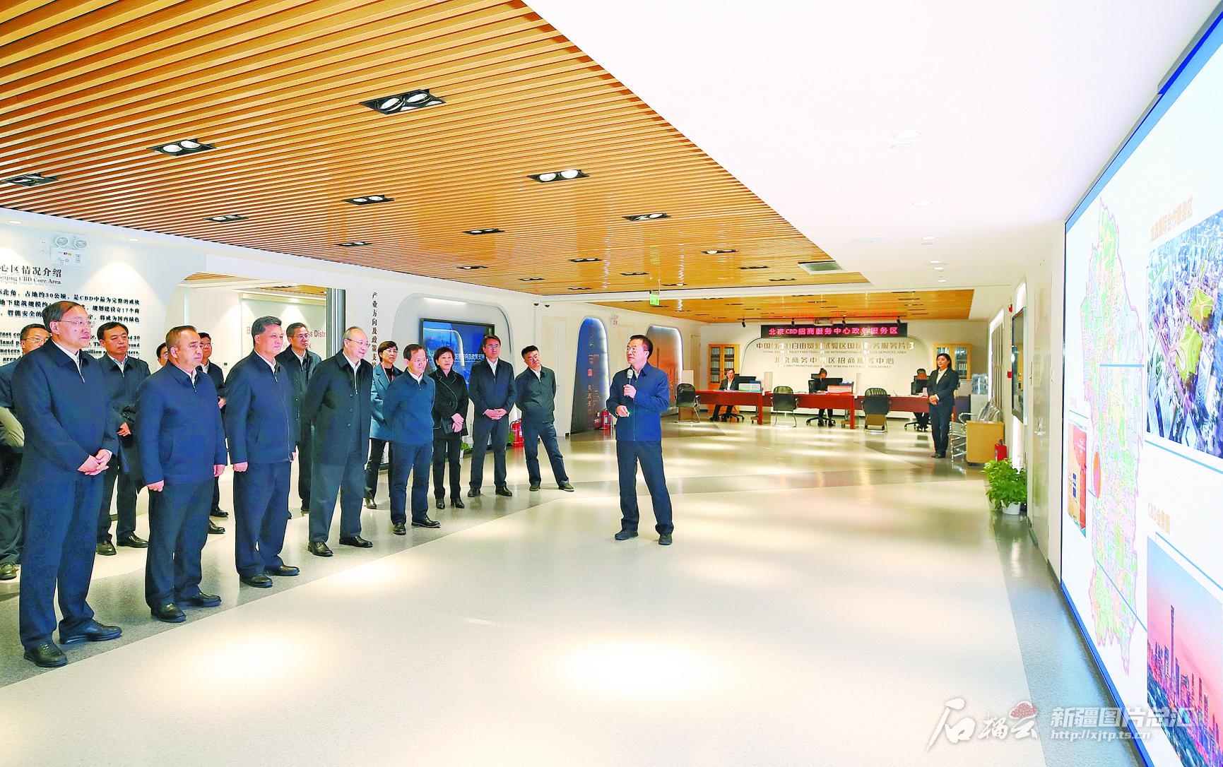 学习借鉴先进经验 共促深度互利合作 在更高起点上推动新疆高质量发展高水平开放
