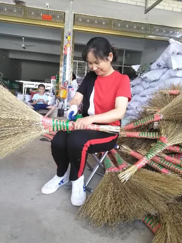 致富养殖海螺视频_海螺养殖致富_养海螺挣钱吗
