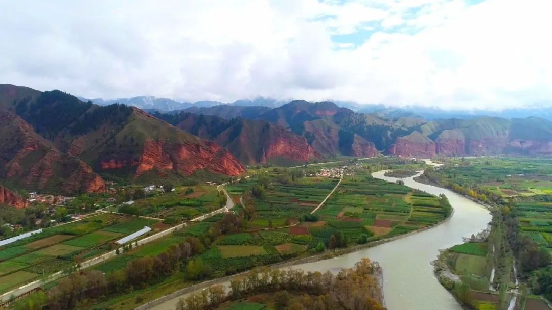 旱地养殖需要办什么手续_致富养殖旱地赚钱吗_旱地养殖致富