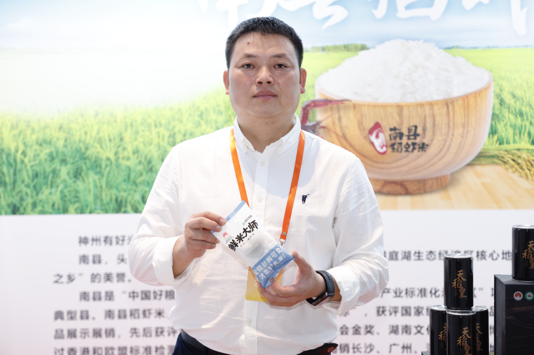 致富养殖好项目大全_致富农村养殖种植_种养致富经