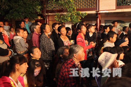 抓老鼠致富经_致富经养老鼠_致富经靠老鼠赚钱的人