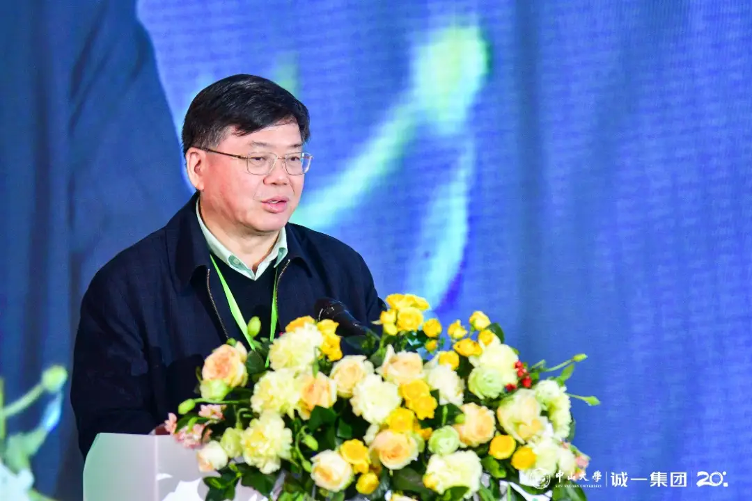 中国水产养殖白虾技术_白虾养殖水质要求_水产养殖虾视频