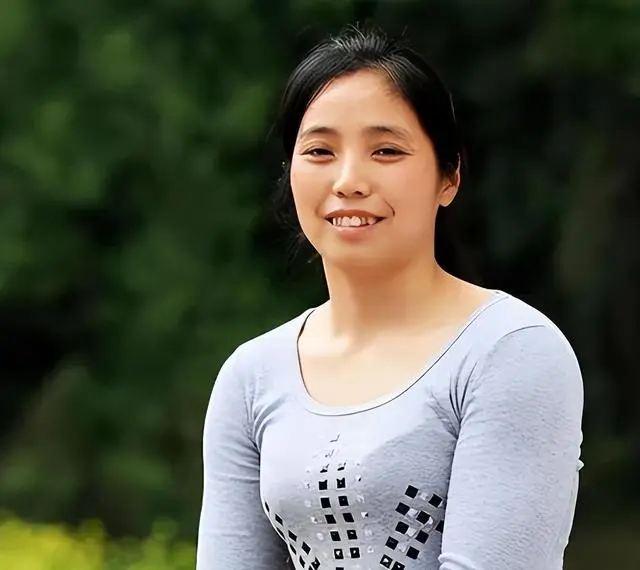 潘远香养牛地址_致富经潘远香_致富经靠手走路潘远香