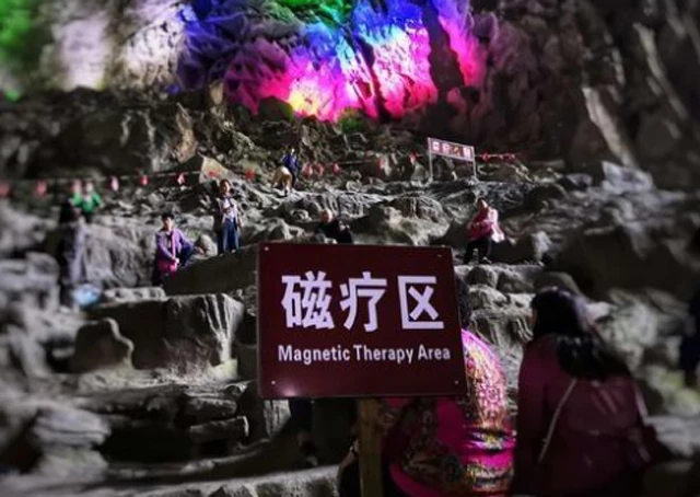 致富经养龙虾技术视频_致富经龙虾养殖技术视频_致富经 大学生养龙虾