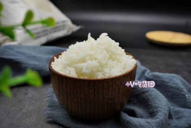 致富经鸟都不吃的大米_农村吃米的鸟_大米鸟吃吗