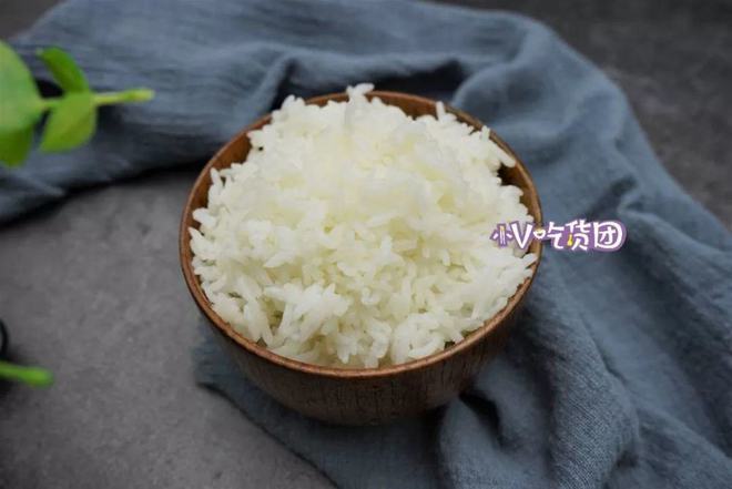 农村吃米的鸟_致富经鸟都不吃的大米_大米鸟吃吗