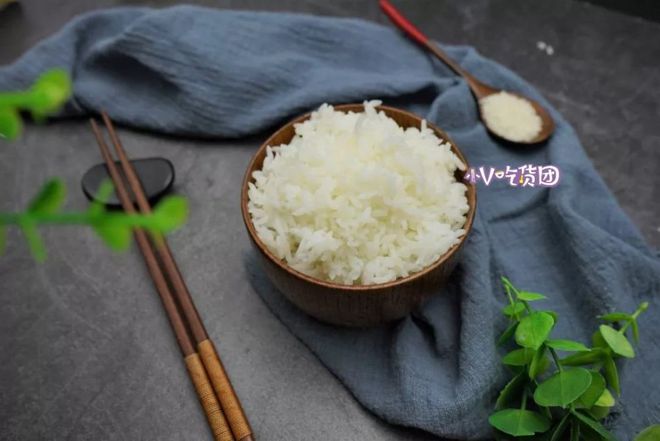 农村吃米的鸟_致富经鸟都不吃的大米_大米鸟吃吗