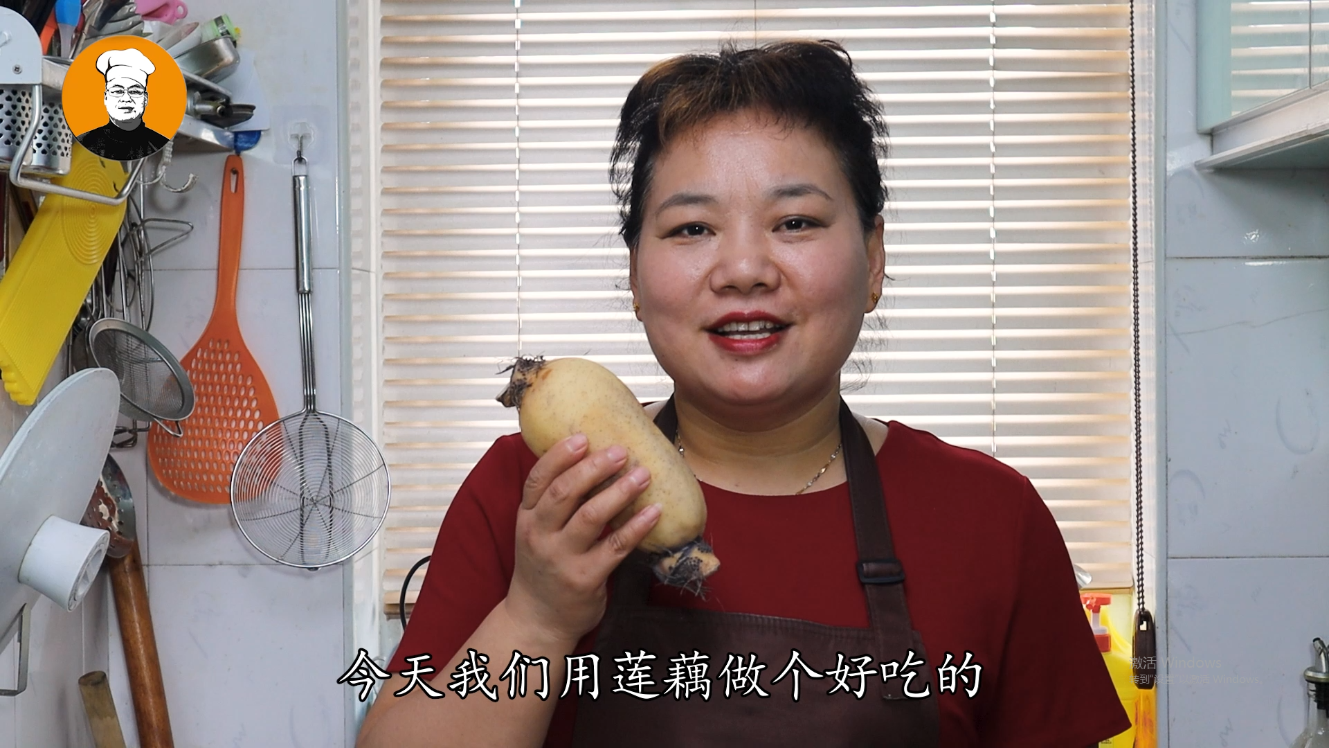 莲藕排骨汤，不要直接下锅炖，教你正确做法，莲藕软糯鲜甜不发黑