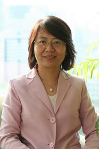 徐英：宁取细水长流不要惊涛裂岸
