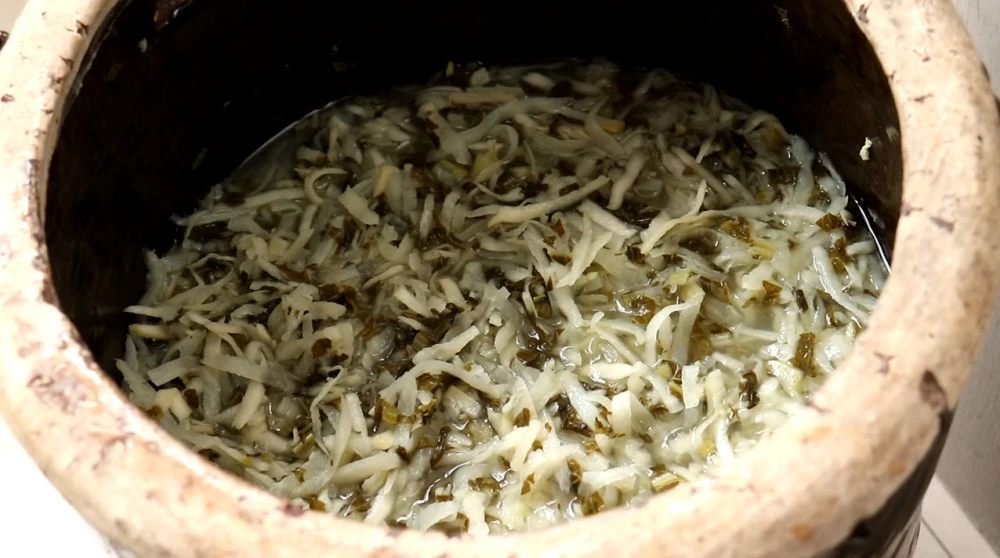 腌酸致富经_酸腌菜制作方法_致富经酸菜