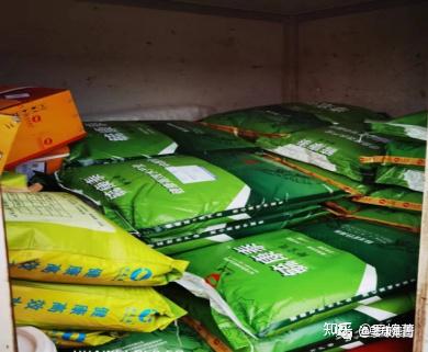 肉鸡高效健康养殖关键技术_小龙虾高效养殖与疾病防治技术_泰王鸽高效养殖技术