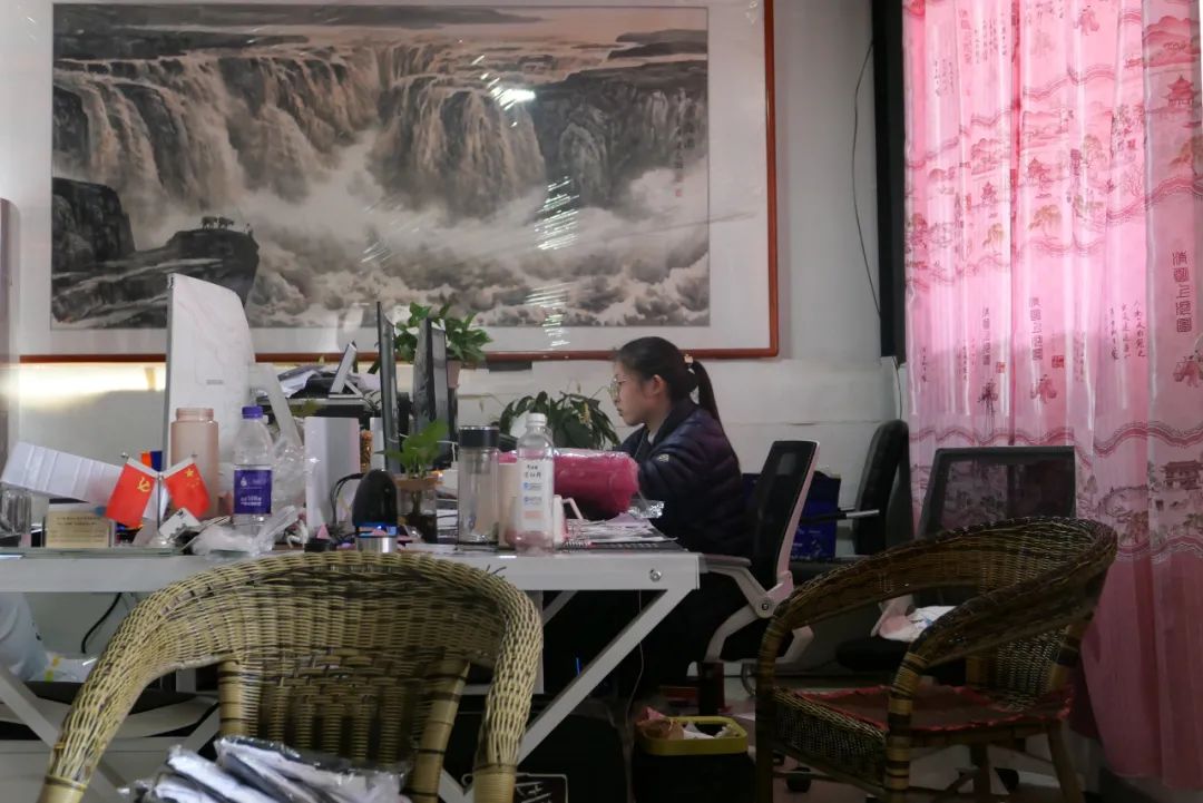 致富经种桃树视频_有关桃树的致富经视频_种桃致富