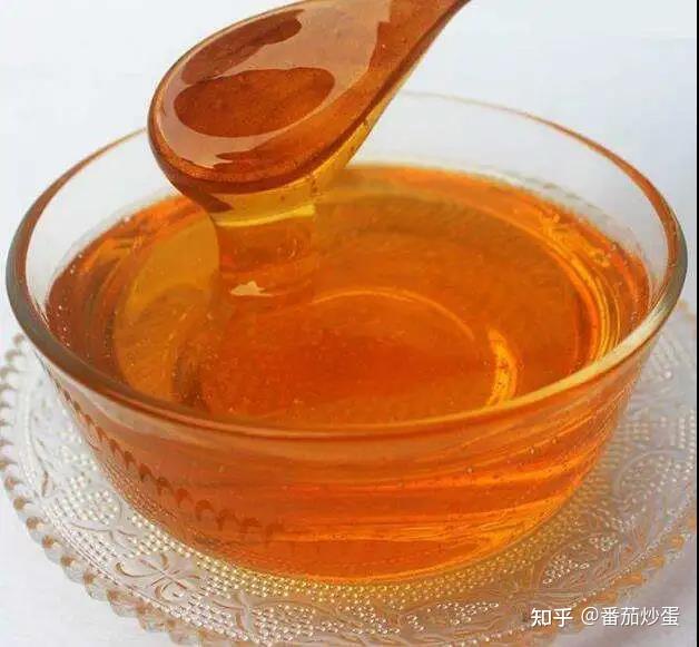 养殖中华蜜蜂过箱技术_蜜蜂养殖箱怎么做_养蜜蜂箱的工具全套