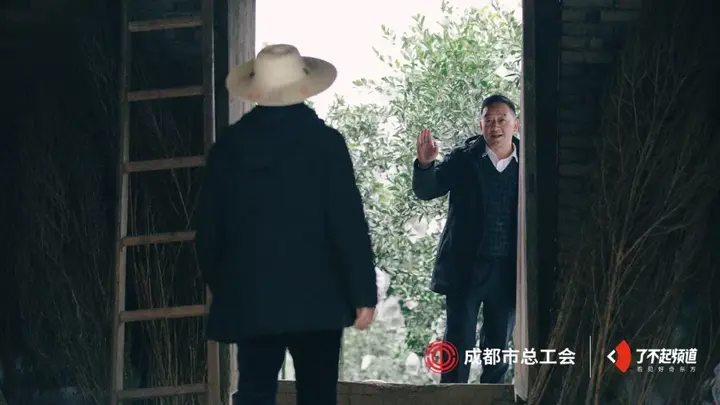 花石属于哪里_花石养殖业领先致富带头人_花石旅游