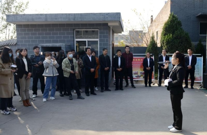 韩城：花椒铺就致富路 51个贫困村脱贫出列 （组图）