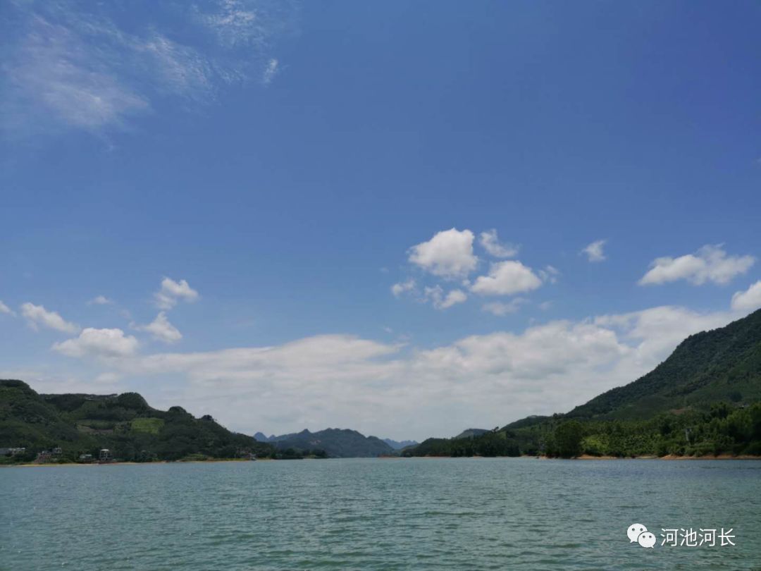 大化：引导渔民退出网箱养殖，库区河面再现碧波荡漾