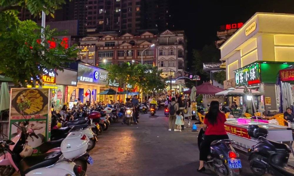 最强奶茶县，困在低价里