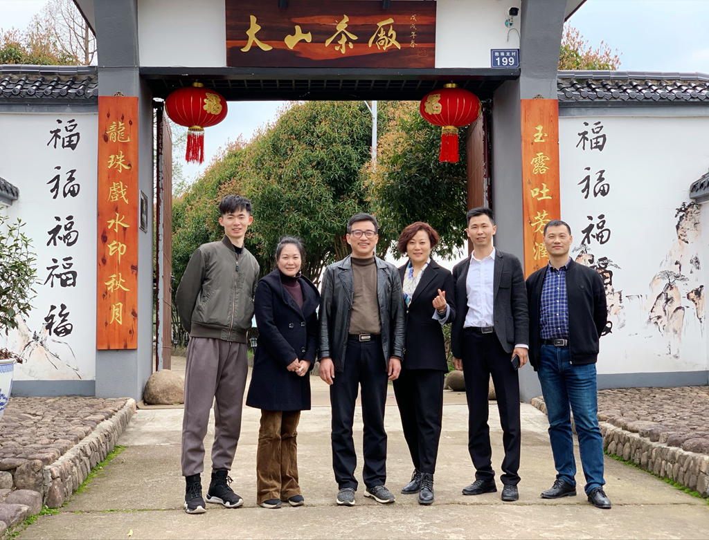 浙江衢州适合种什么药材_衢州蔬菜种植基地_衢州大山种植致富