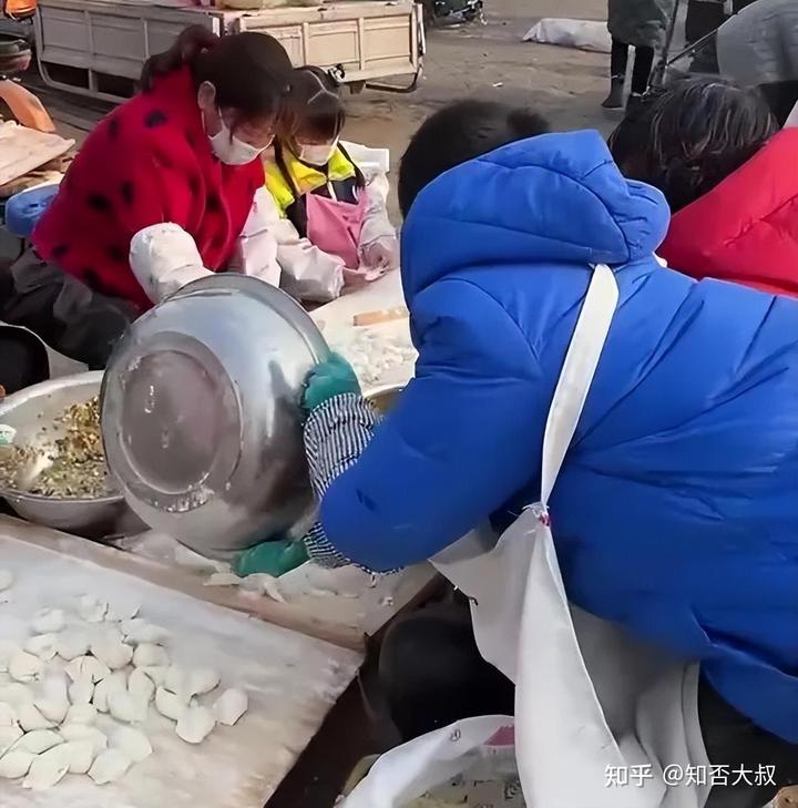 纯手工饺子制作视频_致富经纯手工水饺视频_手工饺子视频