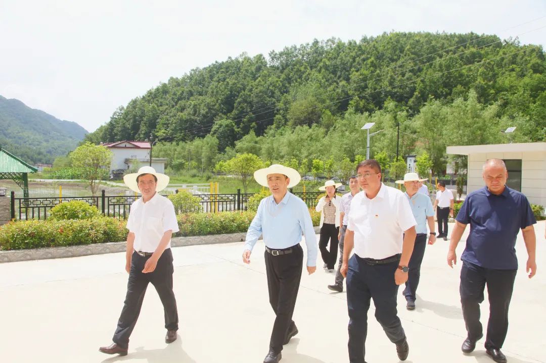 商洛养殖致富_致富商机网养殖_商洛养殖场