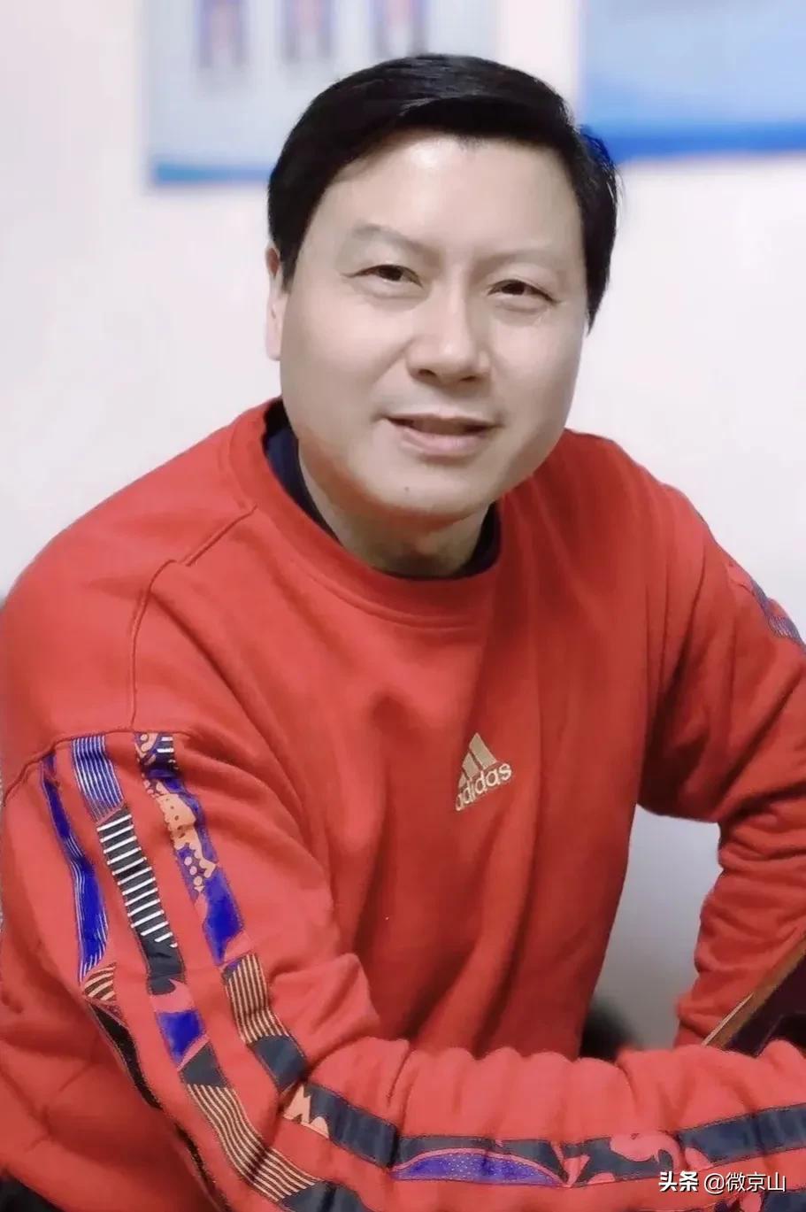 连飞致富经泥鳅养殖_泥鳅养殖赚钱吗_泥鳅养殖户抱团致富