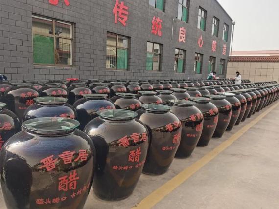 农村种植果树致富好项目_致富果树种植条件_果树种植致富经