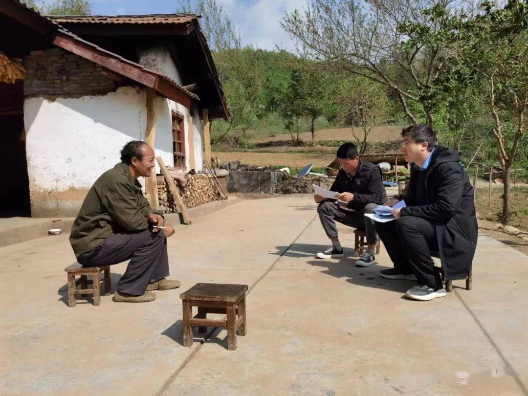 致富经蛋鸡养殖视频_致富经养殖鸡视频_致富之路养殖蛋鸡