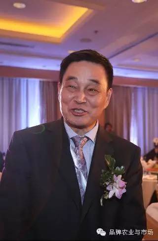 致富经2019年全集养牛视频_致富经2016年养牛_致富养牛牛人