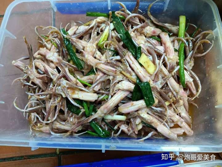 致富经鹿_致富经鹿养殖_致富经小伙养鹿