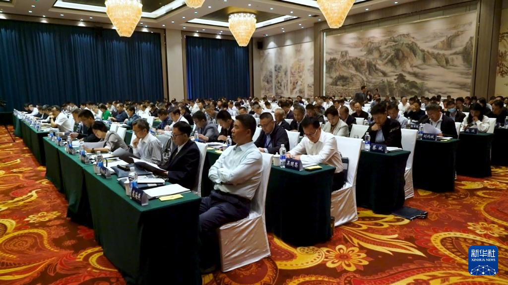 致富养殖业_致富养殖视频_养殖致富新设备