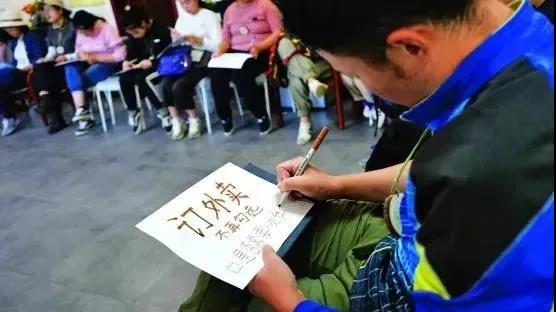未来的生态环境志愿者——转变中的生态环境志愿服务（环境经济杂志）