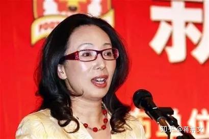 黑龙江女首富：从女记者到身价95亿，低调神秘的“地下女王”！