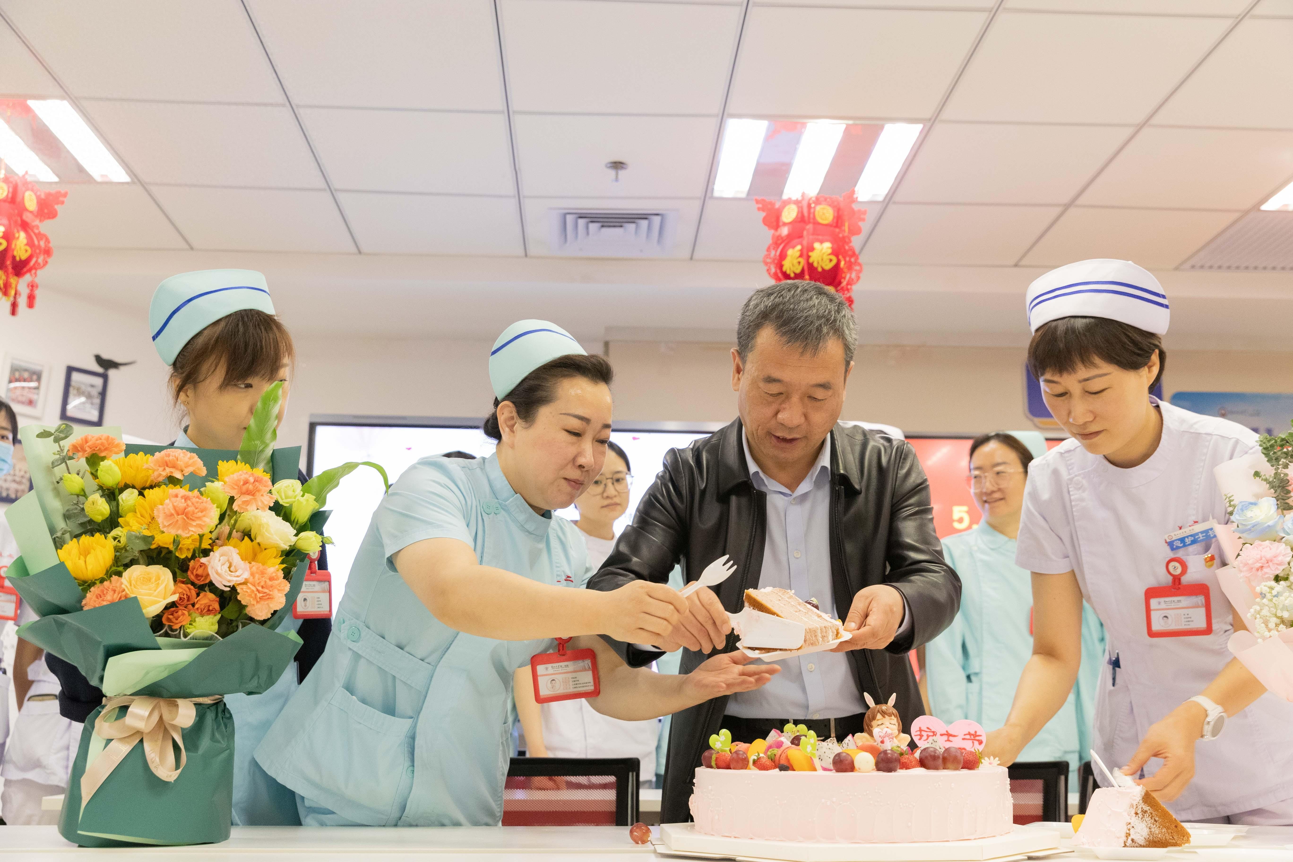 深化优质护理 让服务更有“温度”