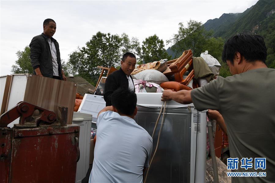 致富故事会视频全集_养殖致富视频_致富经江龙视频