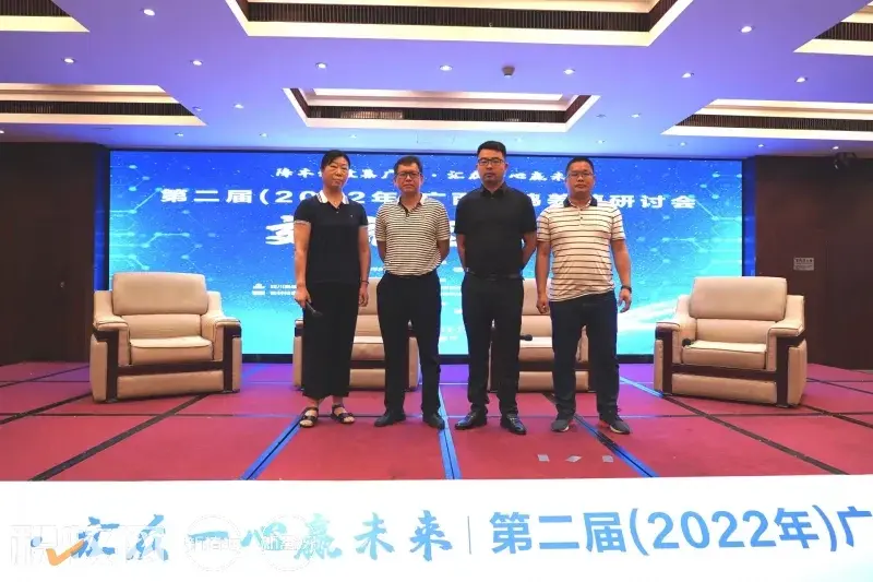 广西养殖蛋鸡致富_广西蛋鸡养殖企业名录_广西蛋鸡养殖项目