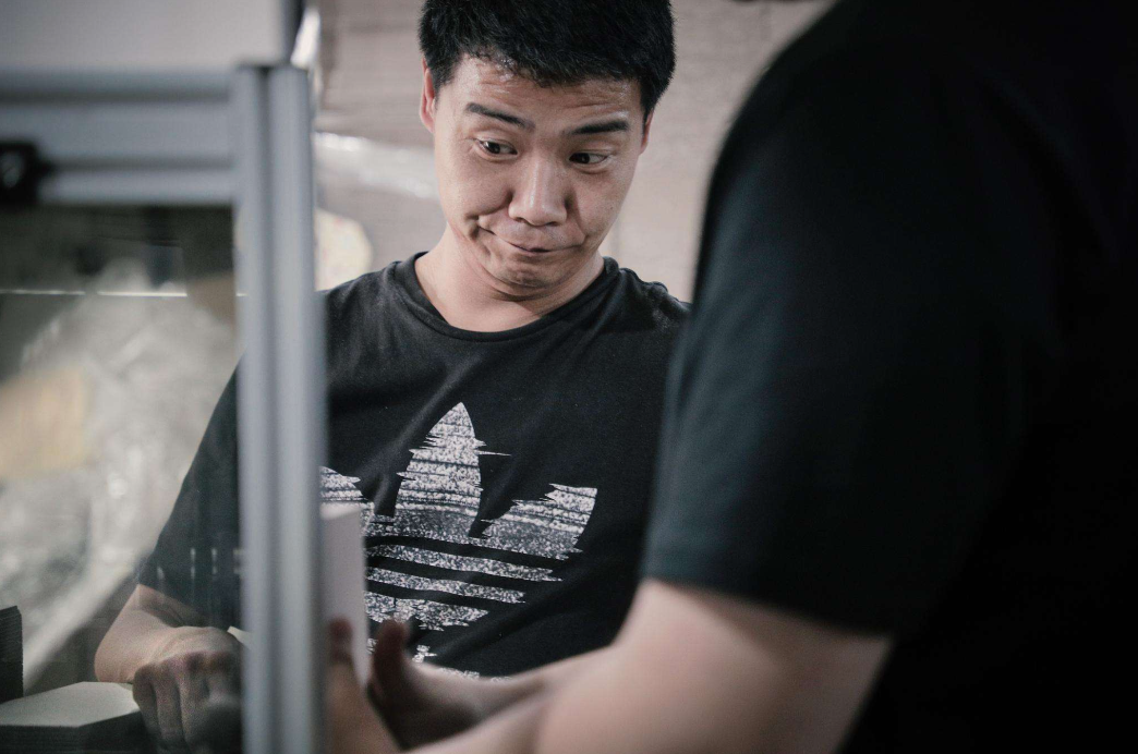 残疾人致富故事_所有残疾人致富经_残疾的富人