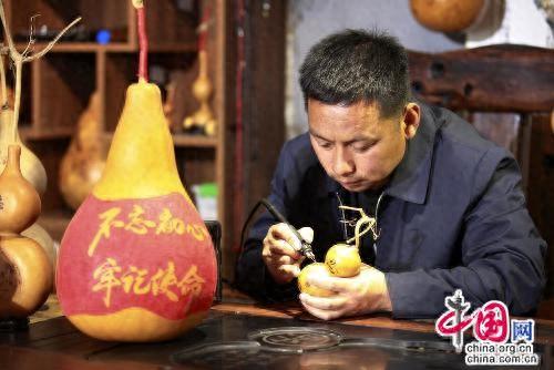种植致富经用文字写出来_种植致富业_致富种植文字写出来用什么形容