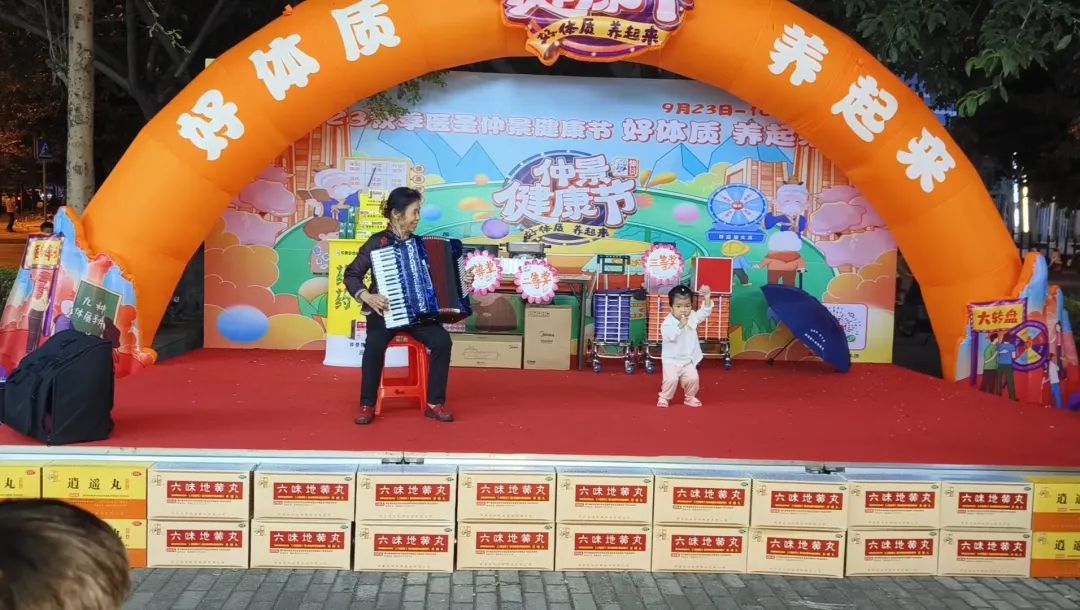 致富经广西柳州香鸭_广西农村致富信息网_鸳鸯鸭养殖/致富霸王丛书