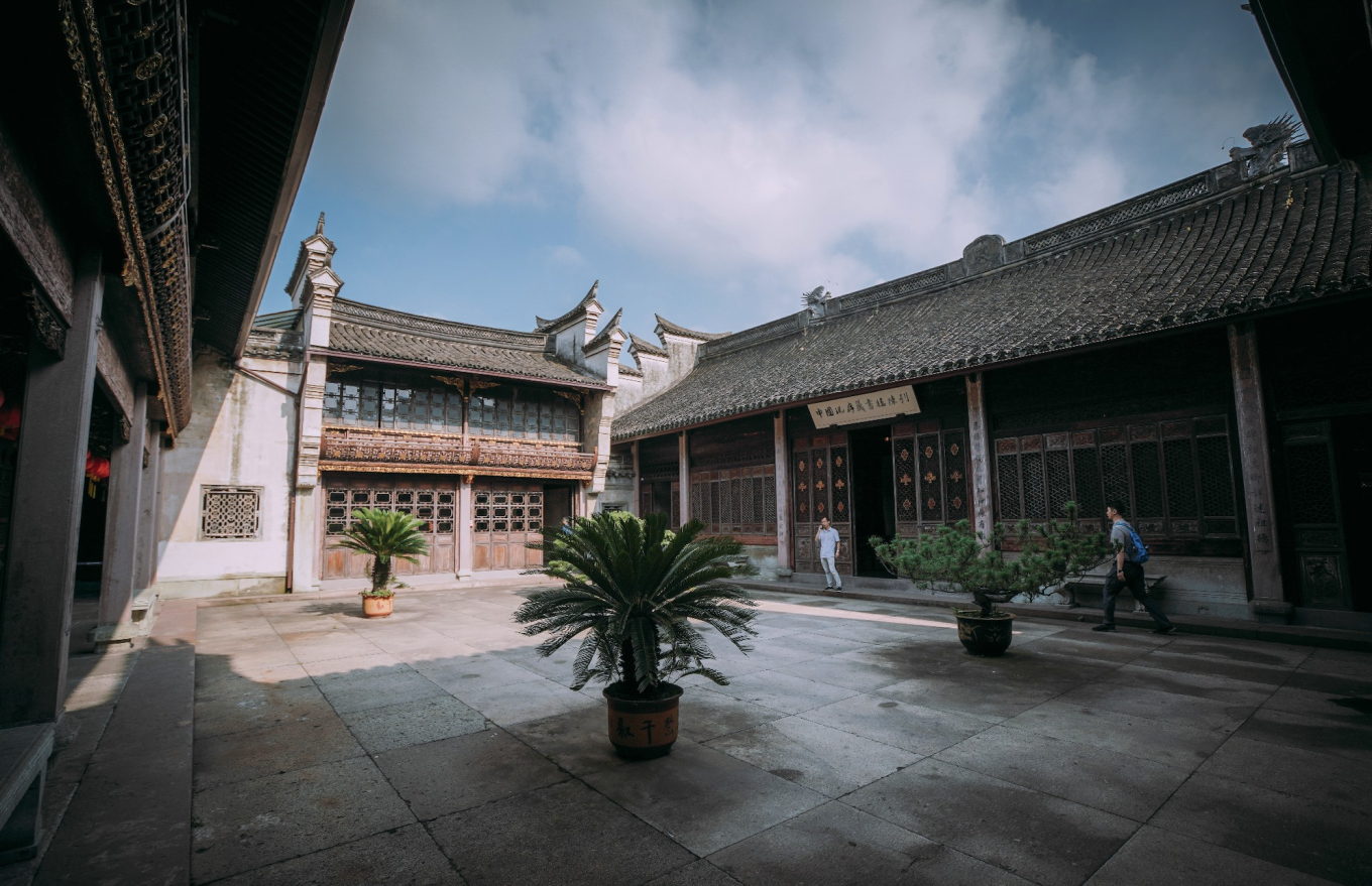 锦绣龙虾养殖技术_锦绣龙虾养殖技术要求_锦绣龙虾养殖条件