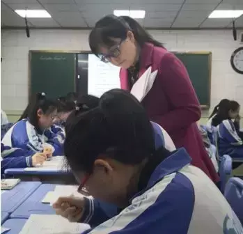 外研社小学英语优质课_外研版初中英语优质课一等奖_外研社优质课分享经验