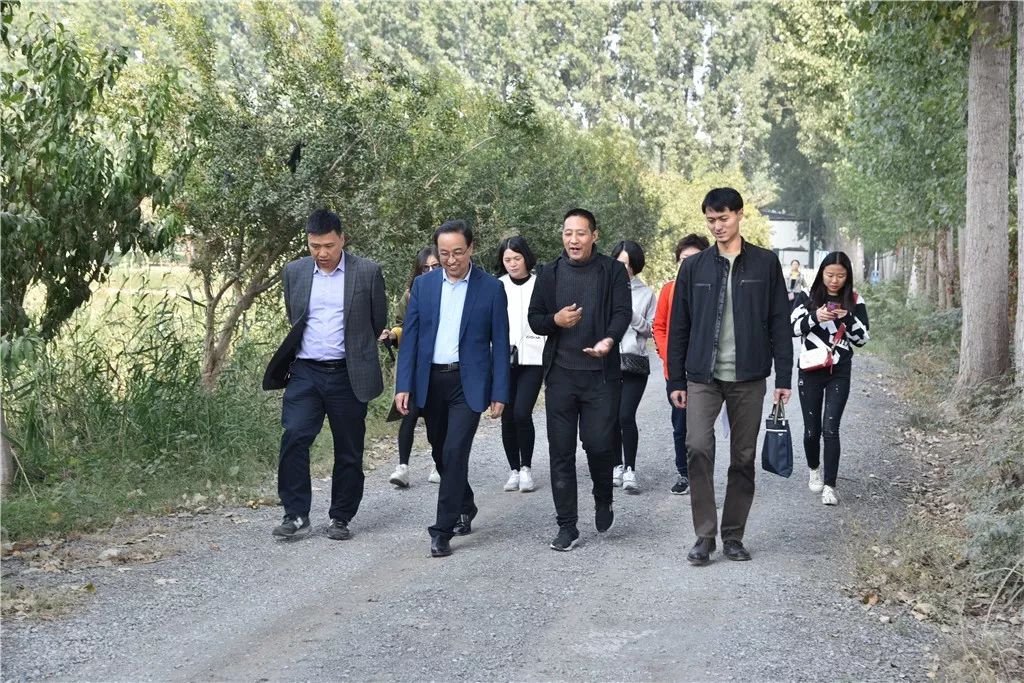 【农参头条】“重走红色路，传播致富经”系列活动之走进沐然悦心湖休闲农庄