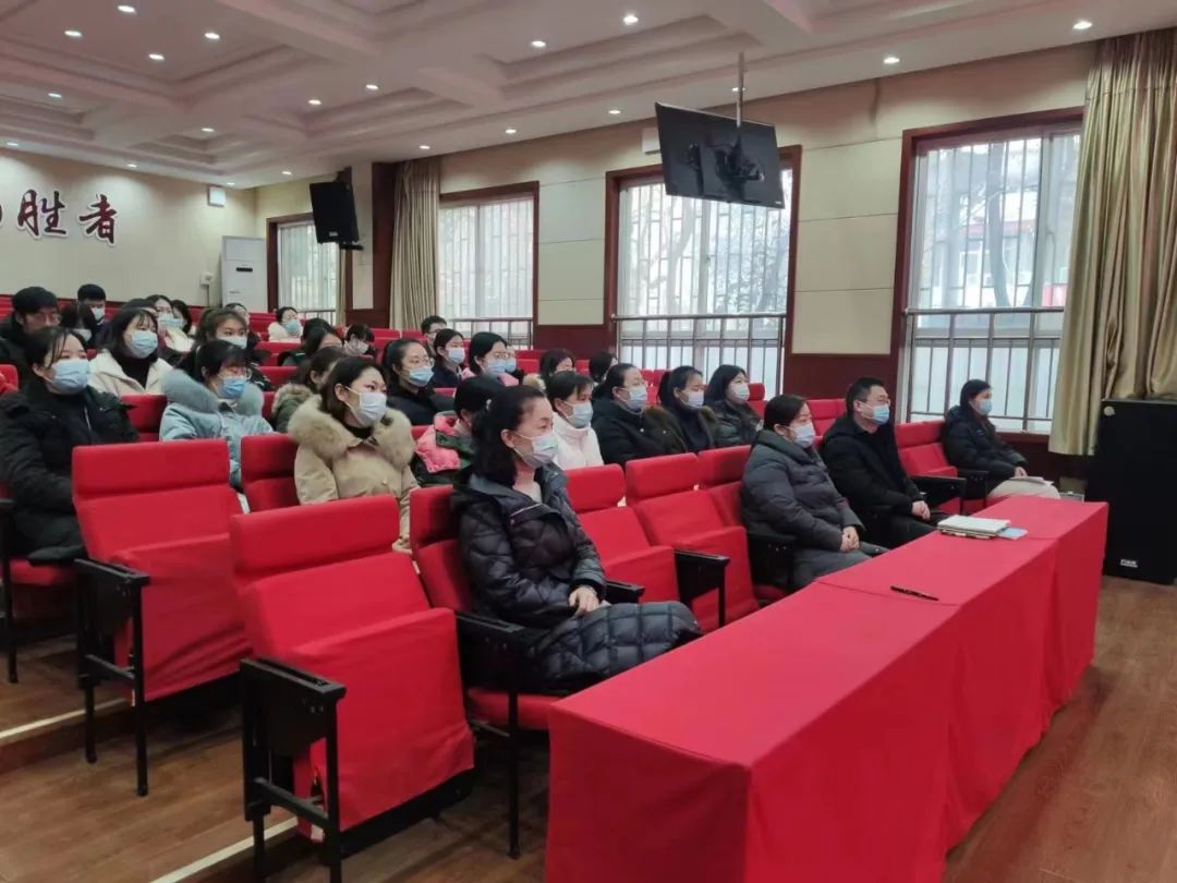优质课经验分享稿件_优质课讲稿_优质课获奖经验发言稿题目