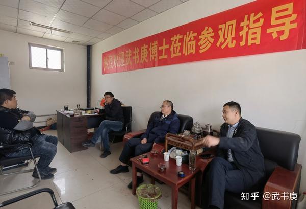土鸡蛋养鸡专业户_致富土鸡蛋养殖_养殖土鸡蛋成本与利润